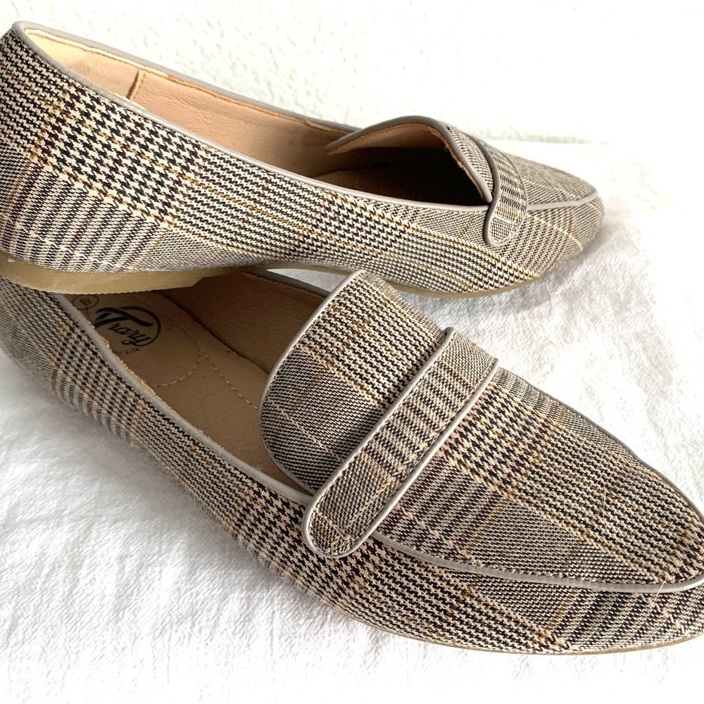 Fabric Preppy Loafers New Never Worn Size 8B